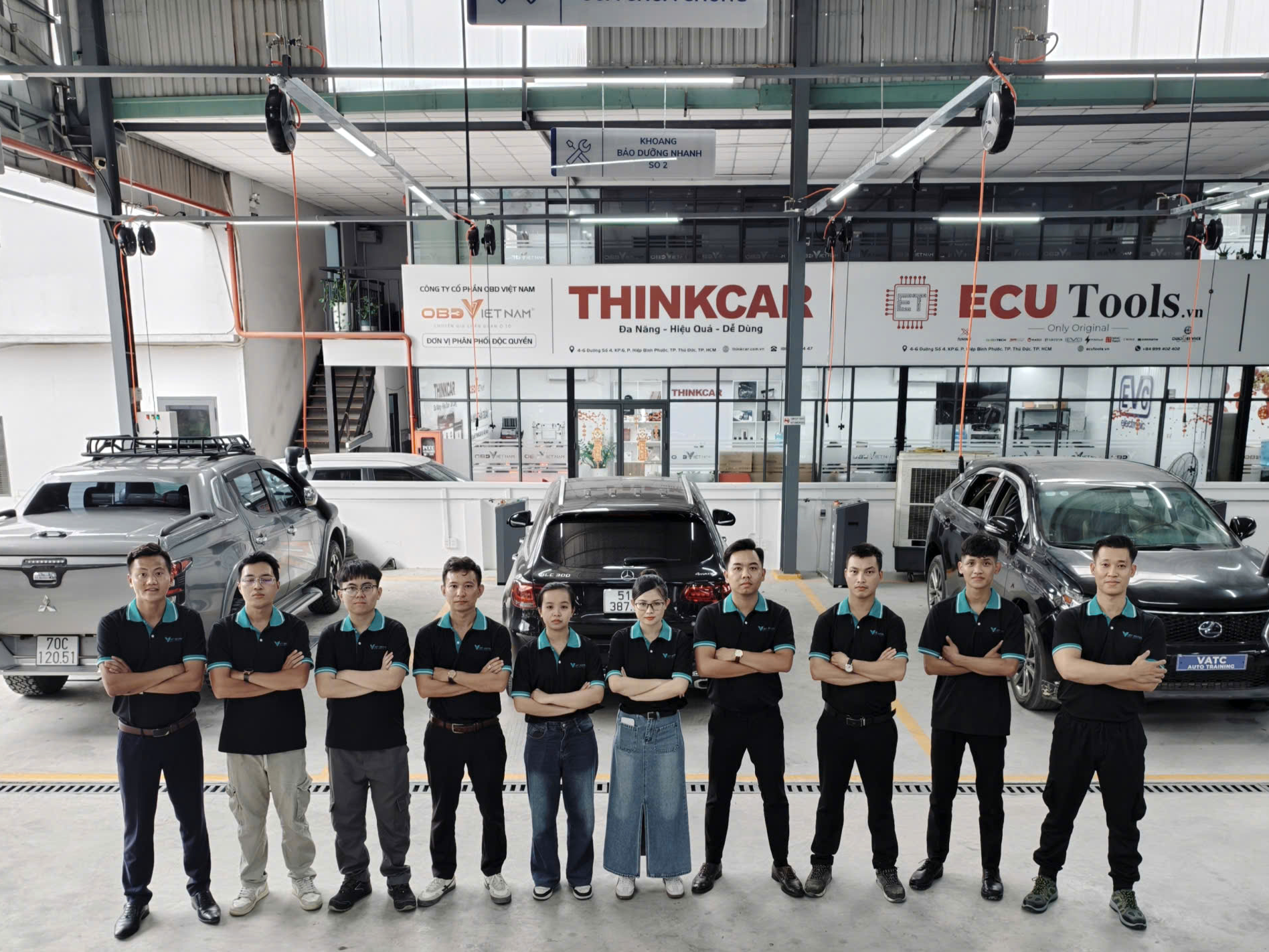 Xưởng Dịch Vụ Ô Tô Chuyên Nghiệp